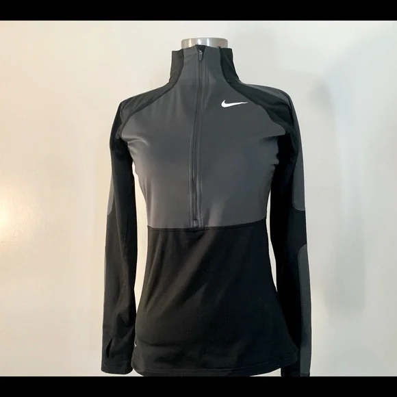 NIKE - Active Top - Picture 2 of 3